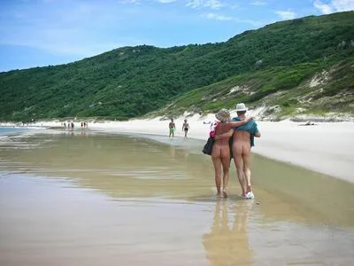 Flagras Em Praia OnlyFans Leaked Free Thumbnail Picture - #f5fRdQ47Tc