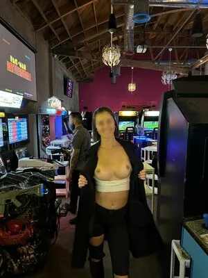 Flashingemma OnlyFans Leaked Free Thumbnail Picture - #caD3OMwsE8