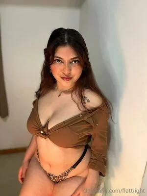 Flattiight OnlyFans Leaked Free Thumbnail Picture - #6u6NW34HmN