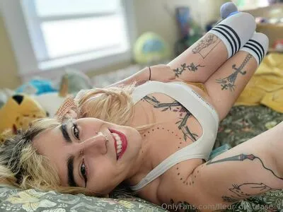 Fleur De Tease OnlyFans Leaked Free Thumbnail Picture - #emBFvR7vUO