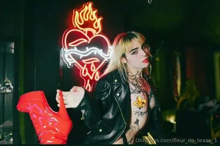 Fleur De Tease OnlyFans Leaked Free Thumbnail Picture - #p1GcctkOcS
