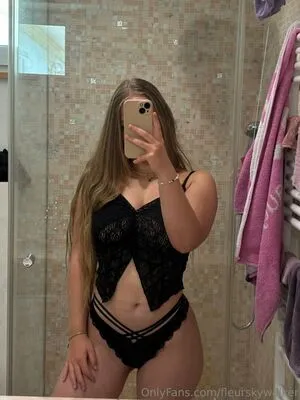 Fleurskywalker OnlyFans Leaked Free Thumbnail Picture - #3cfsVB0svT