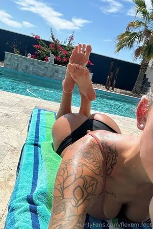Flexem Feet OnlyFans Leaked Free Thumbnail Picture - #InXN7CAXPr