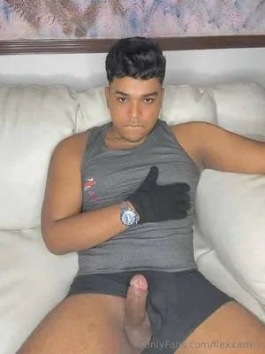 Flexxarmy OnlyFans Leaked Free Thumbnail Picture - #ECwSzHG037