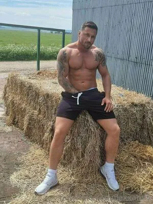 Flexxarmy OnlyFans Leaked Free Thumbnail Picture - #MQwhMUAyz8