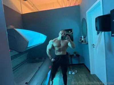 Flexxxcouple OnlyFans Leaked Free Thumbnail Picture - #20E0fdUuiN