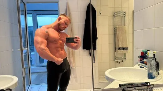 Flexxxcouple OnlyFans Leaked Free Thumbnail Picture - #5SIb3ri1Ny