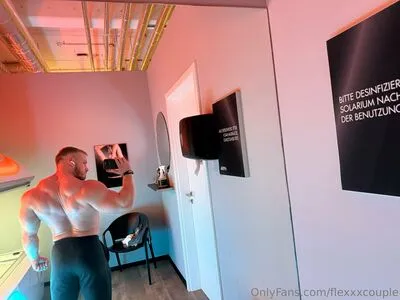 Flexxxcouple OnlyFans Leaked Free Thumbnail Picture - #5r0Mryxg81