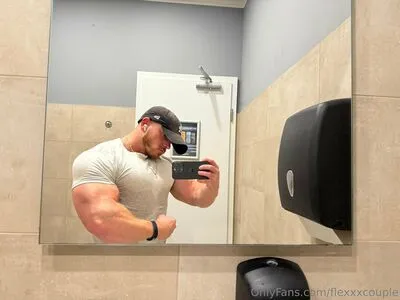 Flexxxcouple OnlyFans Leaked Free Thumbnail Picture - #DuSfuhV5rX