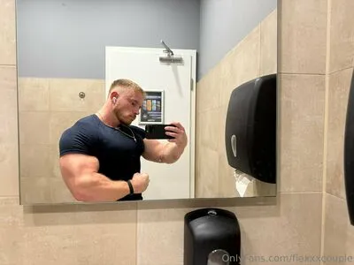 Flexxxcouple OnlyFans Leaked Free Thumbnail Picture - #pYTSOqDoXw
