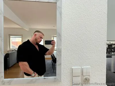 Flexxxcouple OnlyFans Leaked Free Thumbnail Picture - #rvn4EiGalG