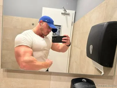 Flexxxcouple OnlyFans Leaked Free Thumbnail Picture - #sQpBrFlGni