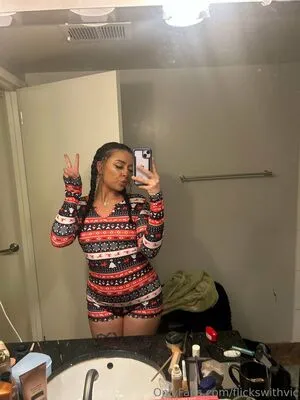 Flickswithvic OnlyFans Leaked Free Thumbnail Picture - #JpMGjyggct