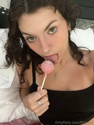 Flirtyem OnlyFans Leaked Free Thumbnail Picture - #upWlyrfqvK