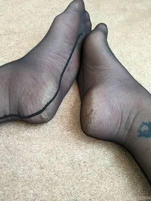 Flirtyf33t94 OnlyFans Leaked Free Thumbnail Picture - #4p1j8eej7c