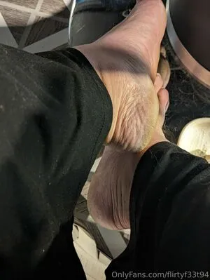 Flirtyf33t94 OnlyFans Leaked Free Thumbnail Picture - #YasMQ9Ll5B