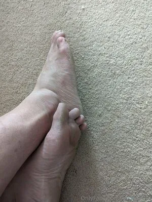 Flirtyf33t94 OnlyFans Leaked Free Thumbnail Picture - #f8rcvKEJty