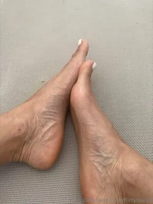 Flirtytoe18 OnlyFans Leaked Free Thumbnail Picture - #yYt5RvD43H