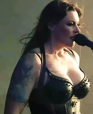 Floor Jansen OnlyFans Leaked Free Thumbnail Picture - #mOzDbKe2ZU