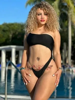 Flor Danay Hernndez OnlyFans Leaked Free Thumbnail Picture - #beOCSkalAK