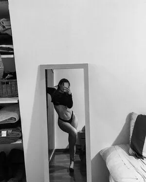Flor Laneve OnlyFans Leaked Free Thumbnail Picture - #oRaR2iK4CD