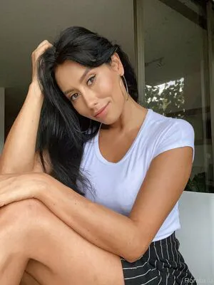 Flora Bella OnlyFans Leaked Free Thumbnail Picture - #qq2rGI4C0b