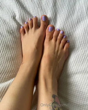 Floraivyfree OnlyFans Leaked Free Thumbnail Picture - #k4h8L6mzYh