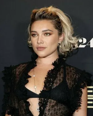 Florence Pugh OnlyFans Leaked Free Thumbnail Picture - #1D69tTQ4mW