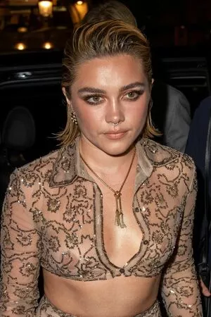 Florence Pugh OnlyFans Leaked Free Thumbnail Picture - #4AAJObO7ZA