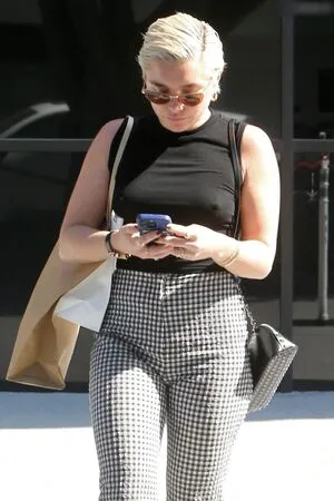 Florence Pugh OnlyFans Leaked Free Thumbnail Picture - #747bPKBoID