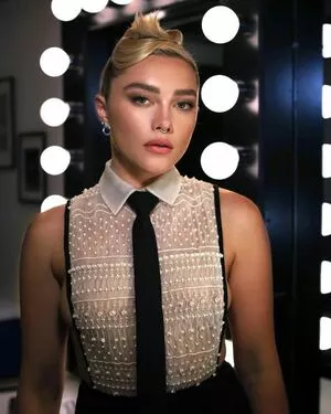 Florence Pugh OnlyFans Leaked Free Thumbnail Picture - #7hSuRO4XDK