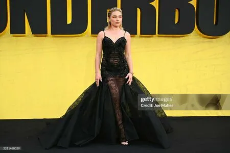 Florence Pugh OnlyFans Leaked Free Thumbnail Picture - #EaLZ96JsyE