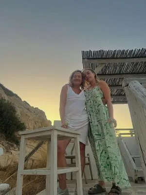 Florence Pugh OnlyFans Leaked Free Thumbnail Picture - #FUeyjS1X91