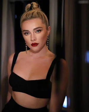 Florence Pugh OnlyFans Leaked Free Thumbnail Picture - #FibcvsuiGm