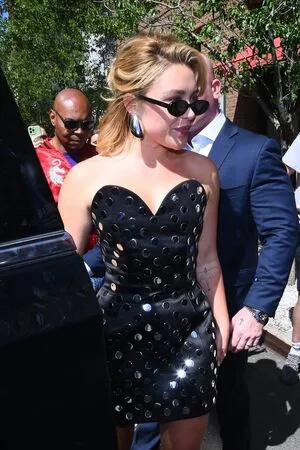 Florence Pugh OnlyFans Leaked Free Thumbnail Picture - #GcxNyHmpse