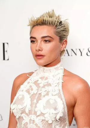 Florence Pugh OnlyFans Leaked Free Thumbnail Picture - #IynnCCGe42