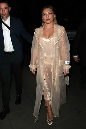 Florence Pugh OnlyFans Leaked Free Thumbnail Picture - #JNmKriXWlu