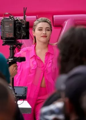 Florence Pugh OnlyFans Leaked Free Thumbnail Picture - #JbiEsG1blu