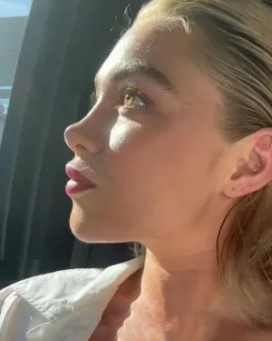 Florence Pugh OnlyFans Leaked Free Thumbnail Picture - #K3ZTaeo1yp