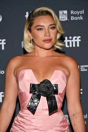 Florence Pugh OnlyFans Leaked Free Thumbnail Picture - #KVbX5VAkll