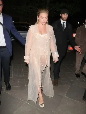 Florence Pugh OnlyFans Leaked Free Thumbnail Picture - #LmhWN5Pyne