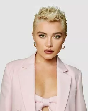 Florence Pugh OnlyFans Leaked Free Thumbnail Picture - #MLB5L85q0J