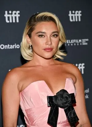 Florence Pugh OnlyFans Leaked Free Thumbnail Picture - #NijamRAna0