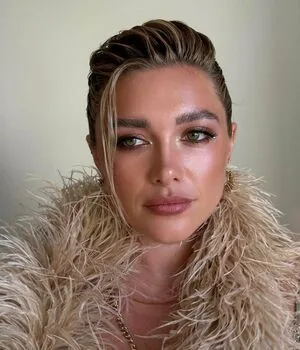Florence Pugh OnlyFans Leaked Free Thumbnail Picture - #ObeBgllrYO