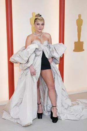 Florence Pugh OnlyFans Leaked Free Thumbnail Picture - #QSVxs8IcQa