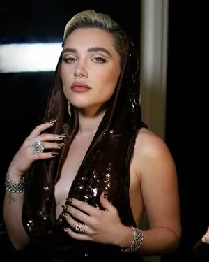 Florence Pugh OnlyFans Leaked Free Thumbnail Picture - #R94H3deFDk