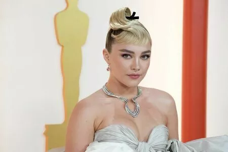 Florence Pugh OnlyFans Leaked Free Thumbnail Picture - #SzHdb5sMzT