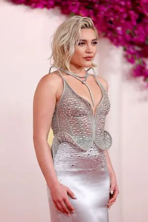 Florence Pugh OnlyFans Leaked Free Thumbnail Picture - #YJ5m4natyF