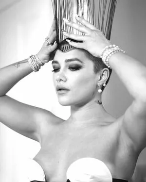 Florence Pugh OnlyFans Leaked Free Thumbnail Picture - #awLPgrJG8I