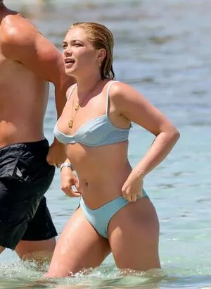 Florence Pugh OnlyFans Leaked Free Thumbnail Picture - #giKb116mxn